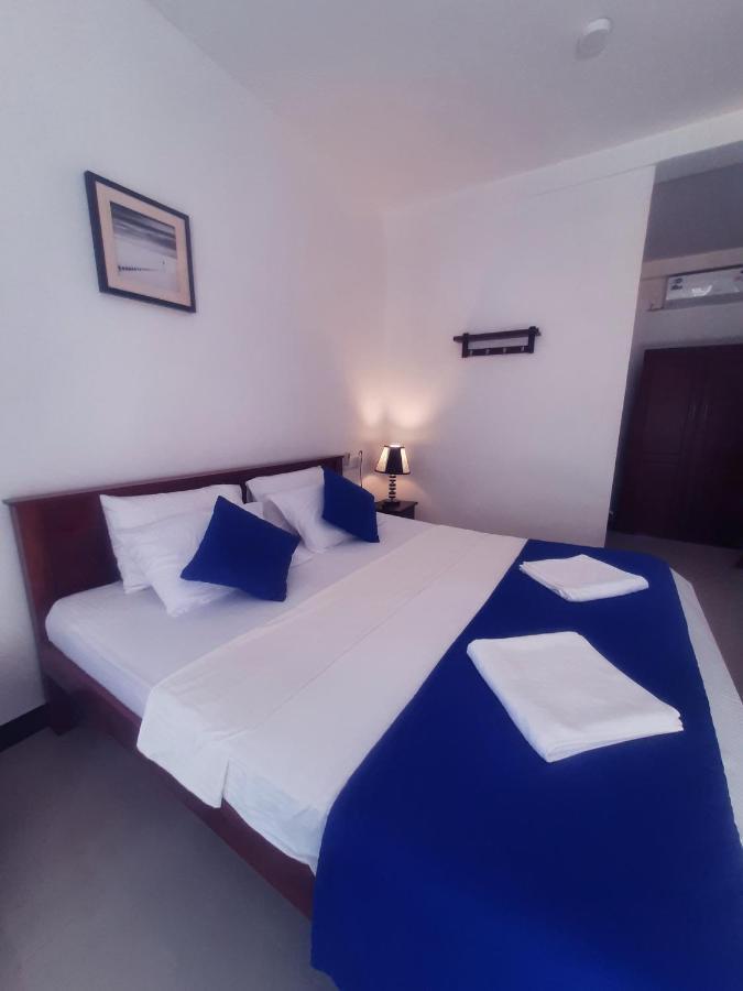 Mirissa Blue Whale Holiday Hotel Exterior foto
